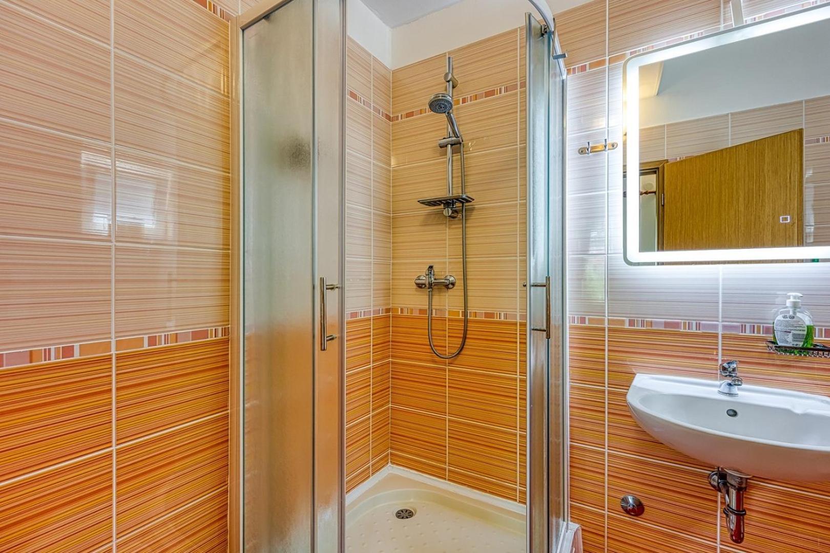 Aparments Jedro&Karlo Διαμέρισμα Πόρετς Εξωτερικό φωτογραφία