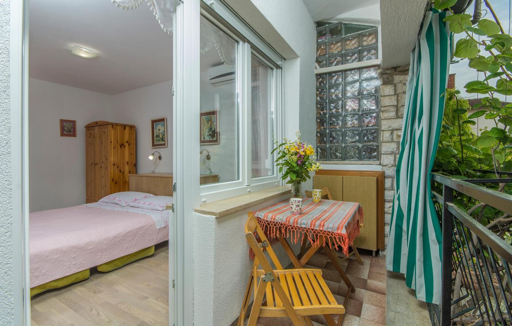 Aparments Jedro&Karlo Διαμέρισμα Πόρετς Εξωτερικό φωτογραφία